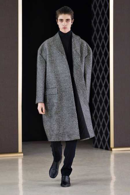 balenciaga_020_1366.450x675