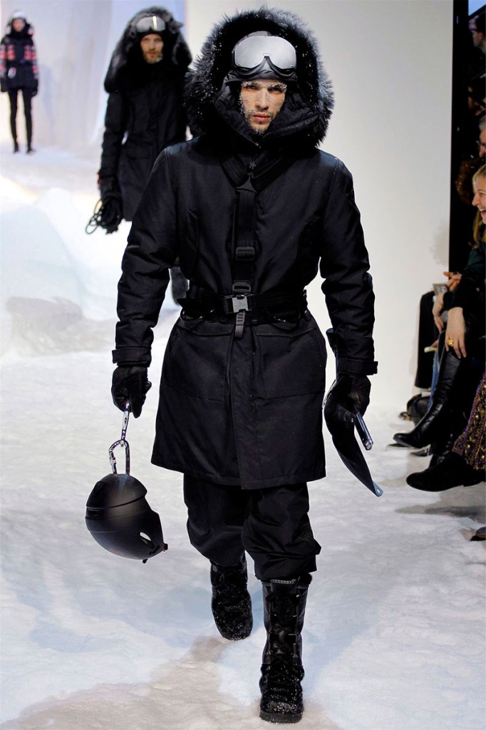 monclergammerouge_fw13_15