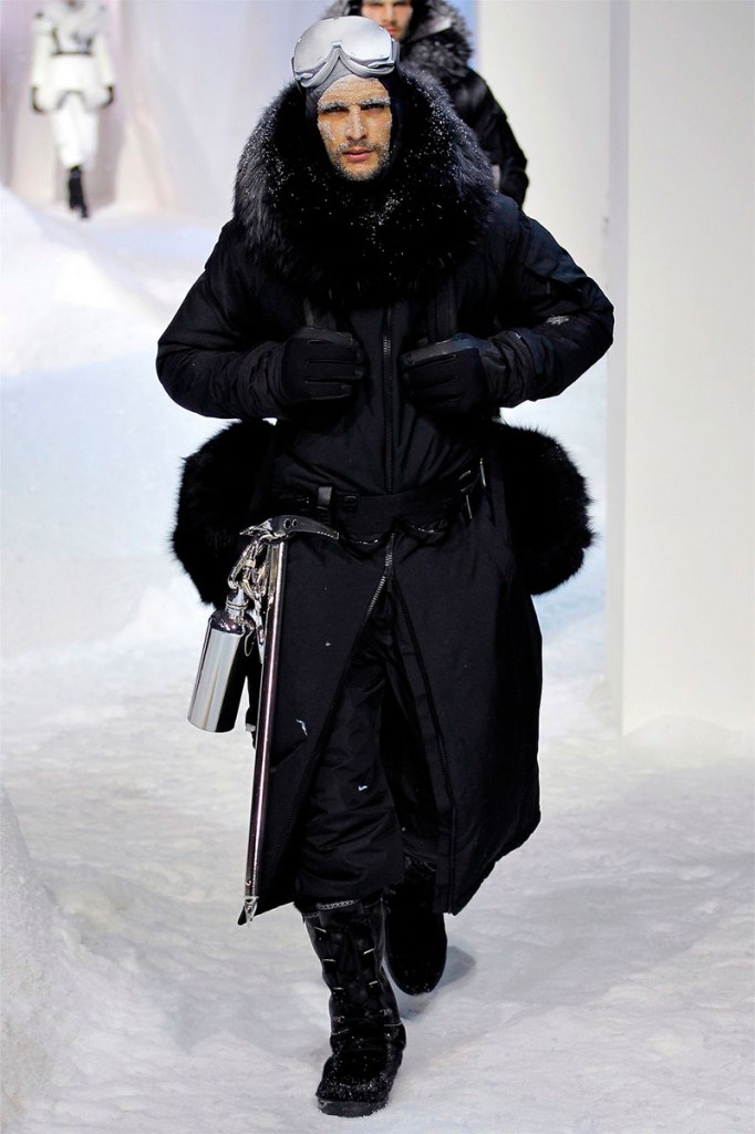 monclergammerouge_fw13_9