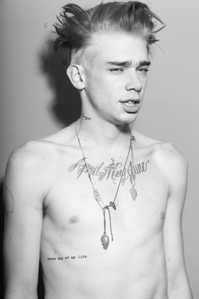 COLE MOHR PARA ROCKET MAGAZINE POR MIGUEL DOMINGOS