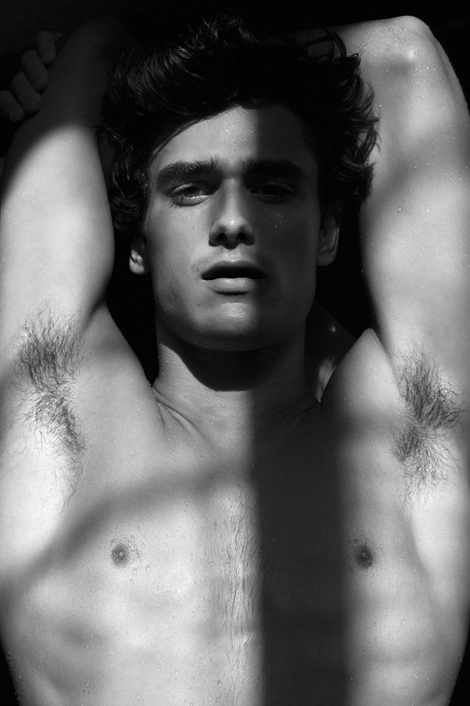 Bruno Peixoto  By Éber Figueira